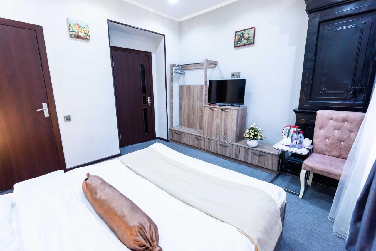 Castello Inn באקו מראה חיצוני תמונה